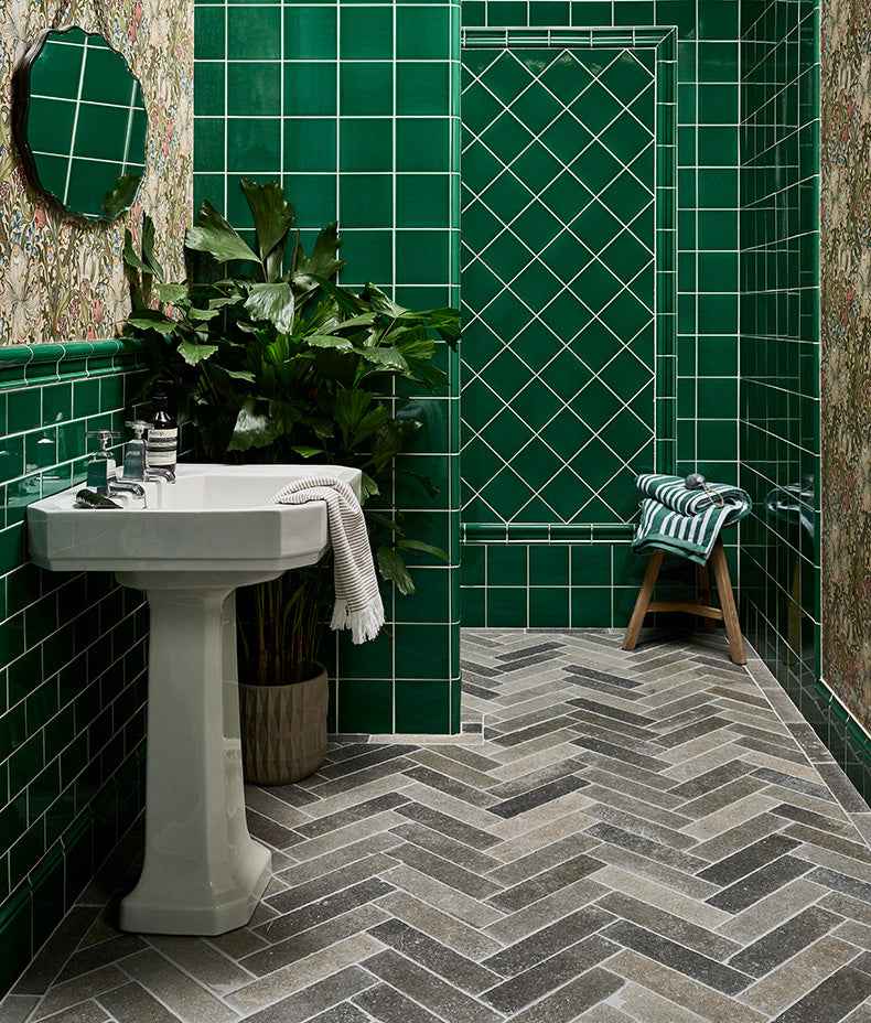 Victorian Style™ Wall Ceramic Emerald Green Square Crackle Glaze 15x15cm Sample