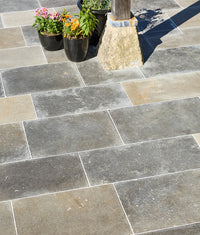 Wareham Limestone Tumbled & Etched Finish 40/50xRandom