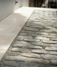 Windsor Sandstone Cobbles Reclaimed & Sawn Batch WidthxBatch Lengthx2.0-5.0cm Sample