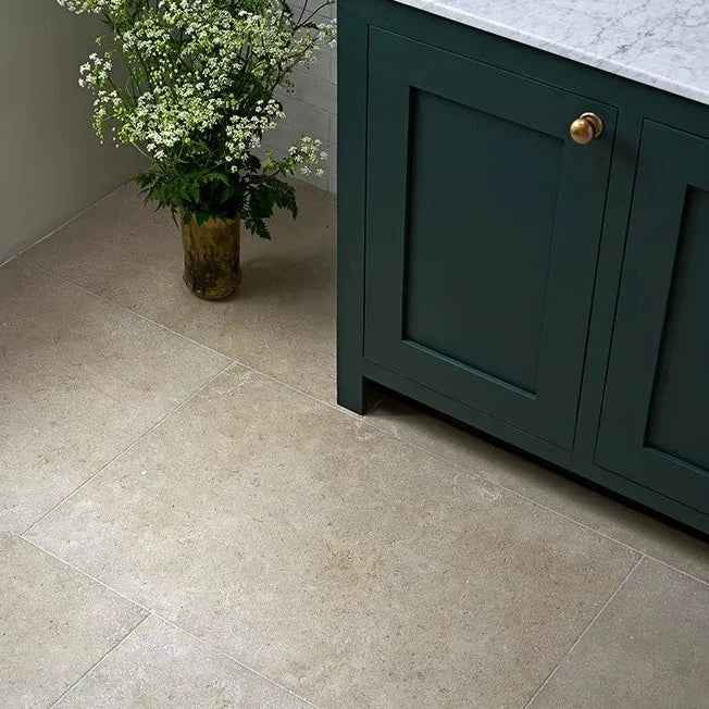 Hamlet Rowe Hamlet Limestone, Velvet Finish, £110.00/ M2 sample - Blackman Rowe ...
